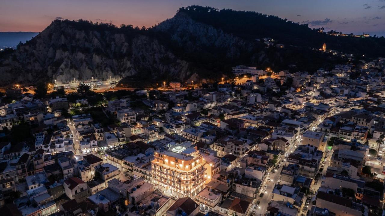 Exanimo Luxury Apartments Zakynthos Town Luaran gambar