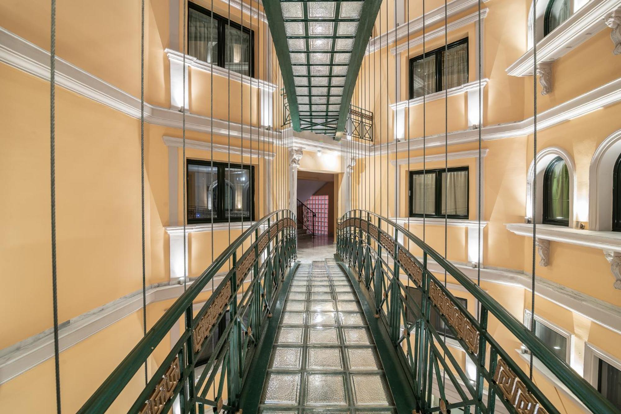 Exanimo Luxury Apartments Zakynthos Town Luaran gambar